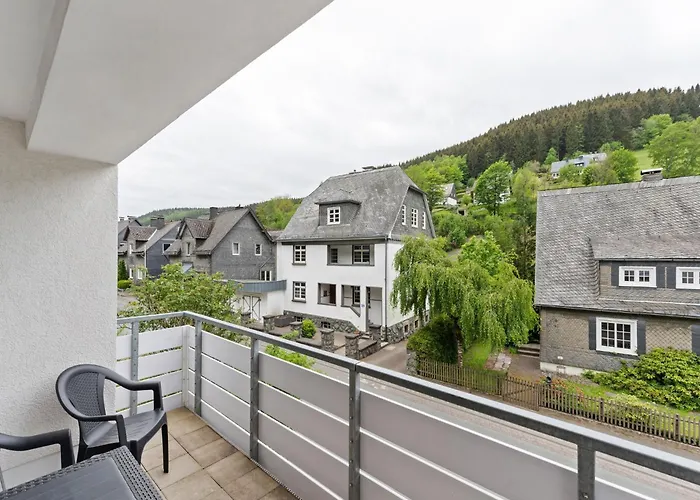 Schoenes Mit Terrasse